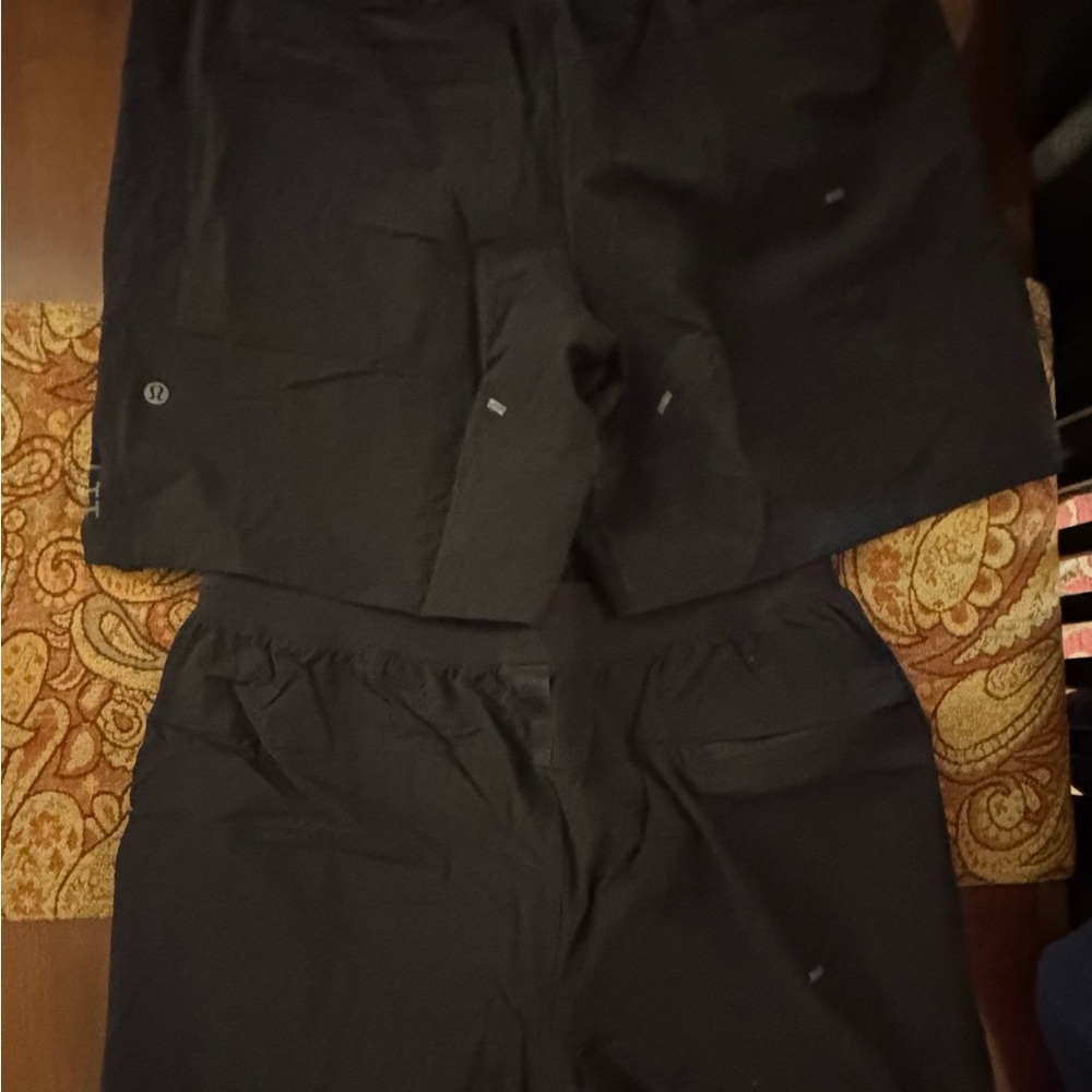 Lululemon License to Train Lined Shorts, Men’s, 7” Inseam, Black, Size Medium - Picture 3 of 5